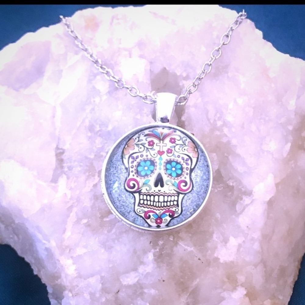 New Sugar Skull Pendant Necklace Day of the Dead Calavera Halloween Jewelry